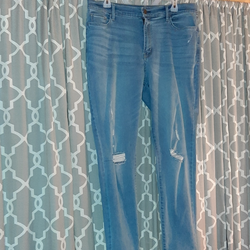 a.n.a Women's SZ 16 High Rise Distressed Jegging